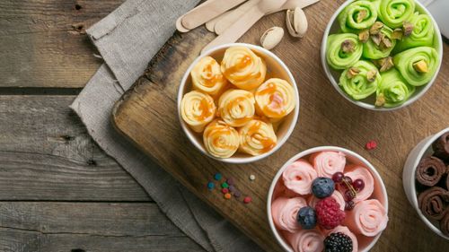 Ice Cream Rolls In Desi Flavours – Bizarre Or Acceptable?